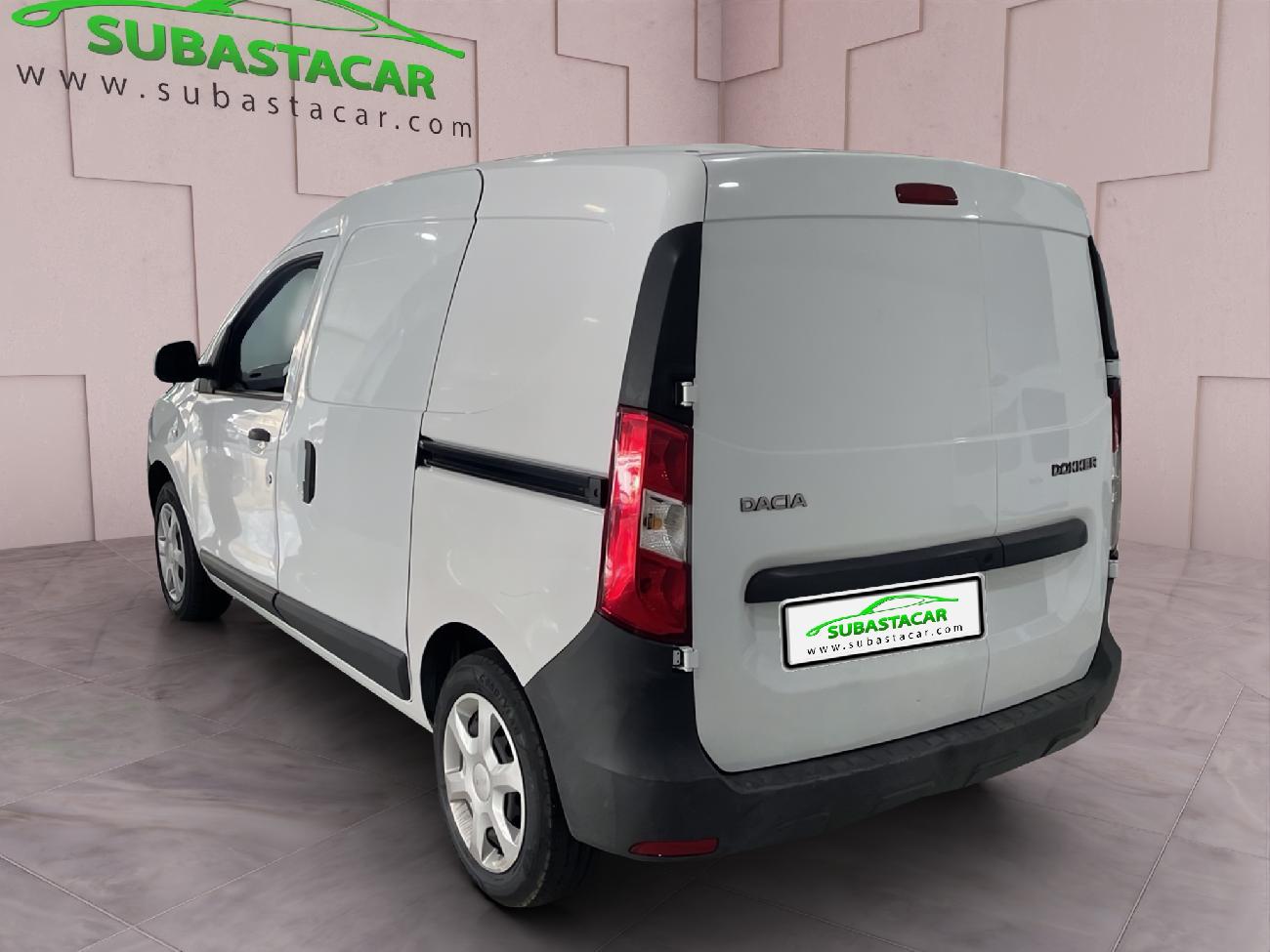 2021 Dacia Dokker Dokker Van Essential 1.6 80kW (110CV) ECO-G coche de segunda mano