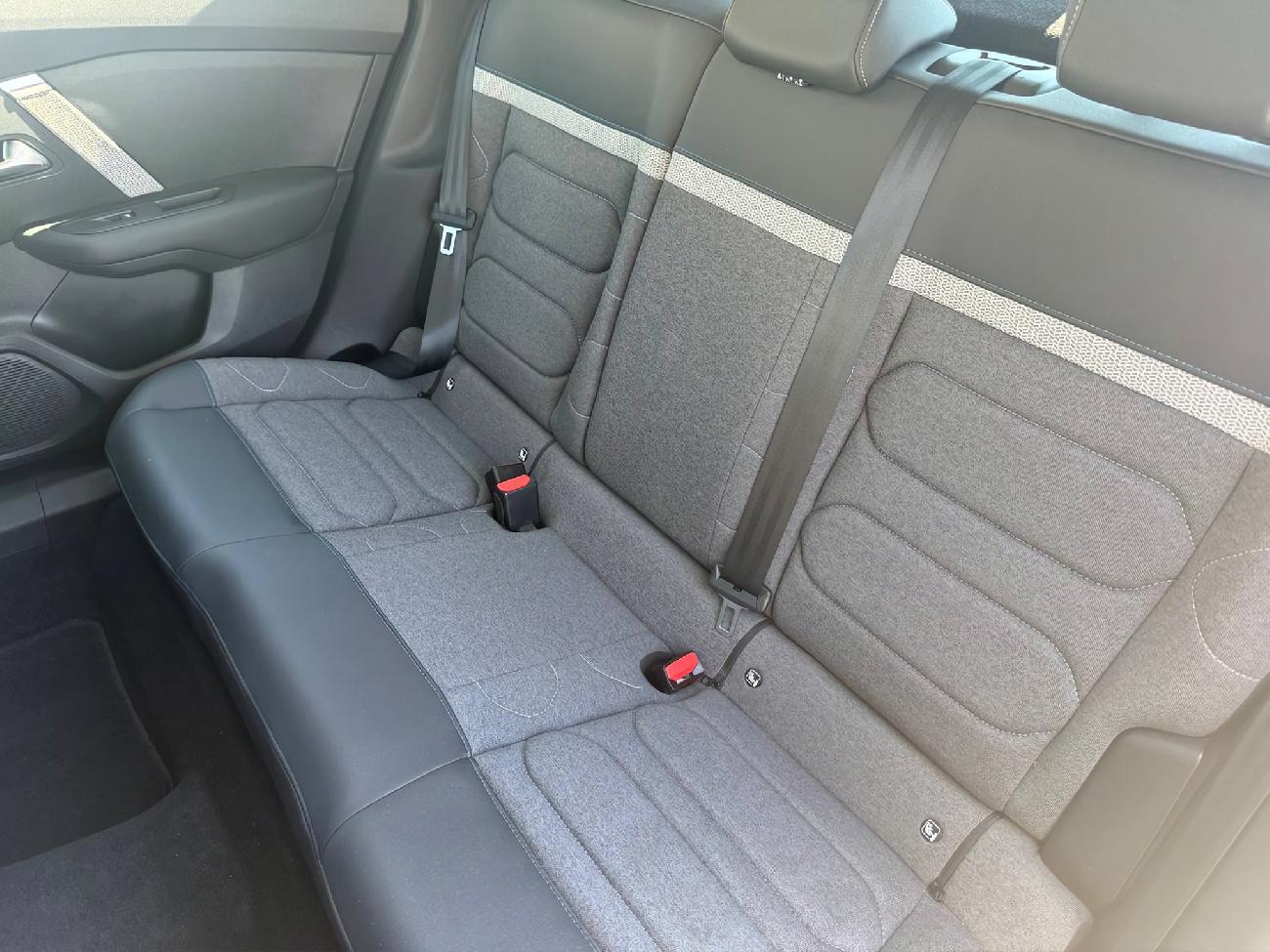 2023 Citroën C4 C4 BlueHDi 130 S&S EAT8 Feel Pack 96 kW 5P Automática coche de segunda mano