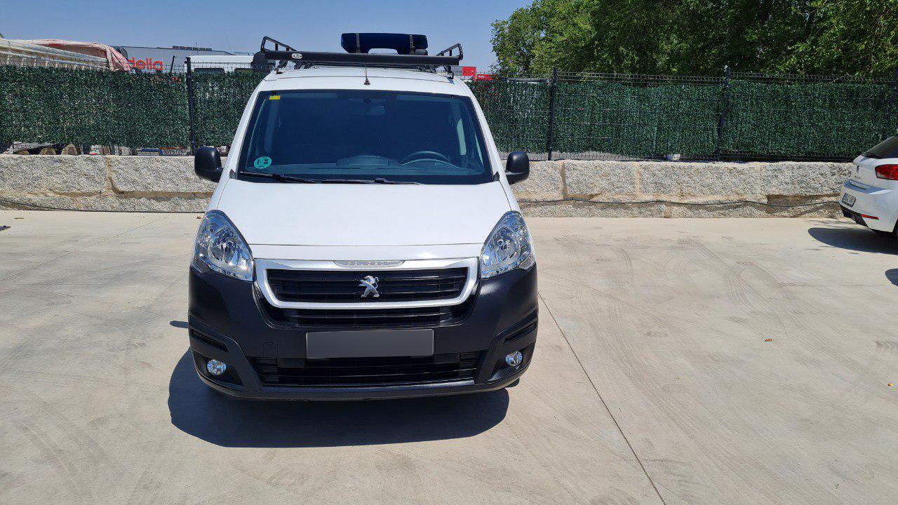 2019 Peugeot Partner Partner Furgón Confort PackL2 BlueHDi furgón derivado de turismo 73KW (100CV) coche de segunda mano
