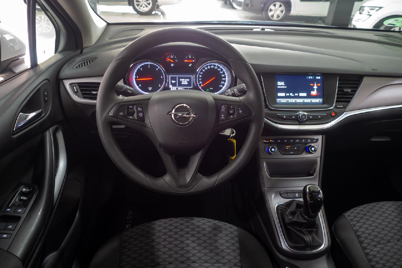 2017 Opel Astra Astra  1.6 CDTi 110 CV Selective ST coche de segunda mano
