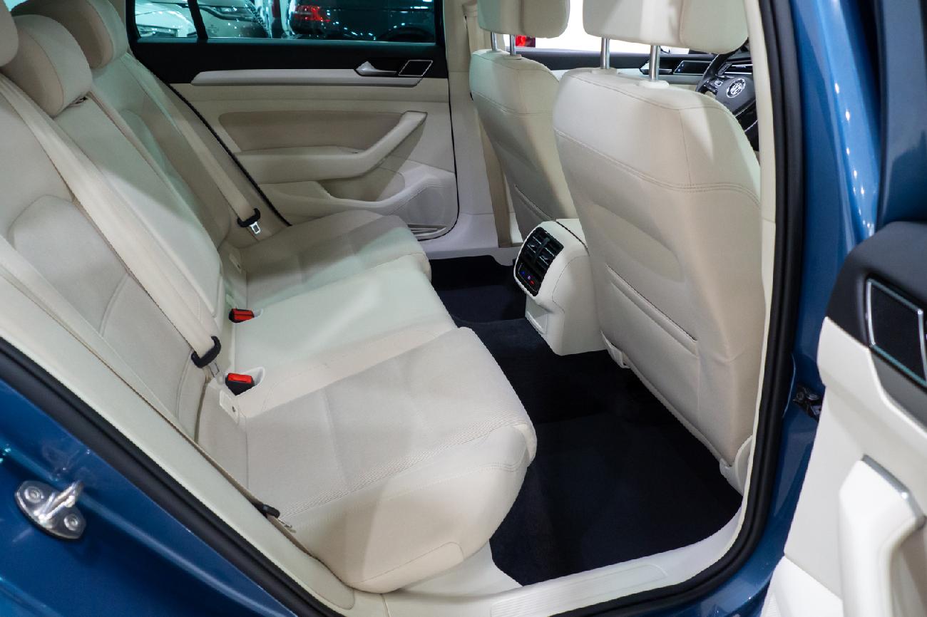 2018 Volkswagen Passat Passat Advance 1.6 TDI 88kW (120CV) Variant coche de segunda mano