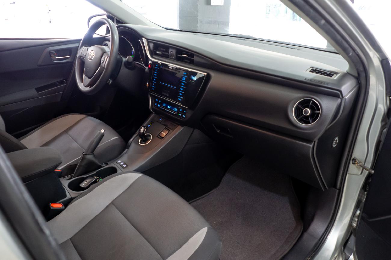 2017 Toyota Auris AURIS hybrid 140H Business coche de segunda mano