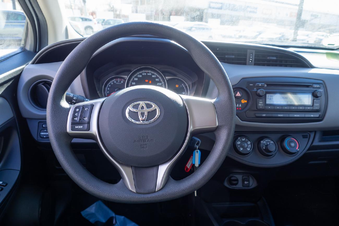 2017 Toyota Yaris YARIS 1.0 City 5p (2014-) coche de segunda mano