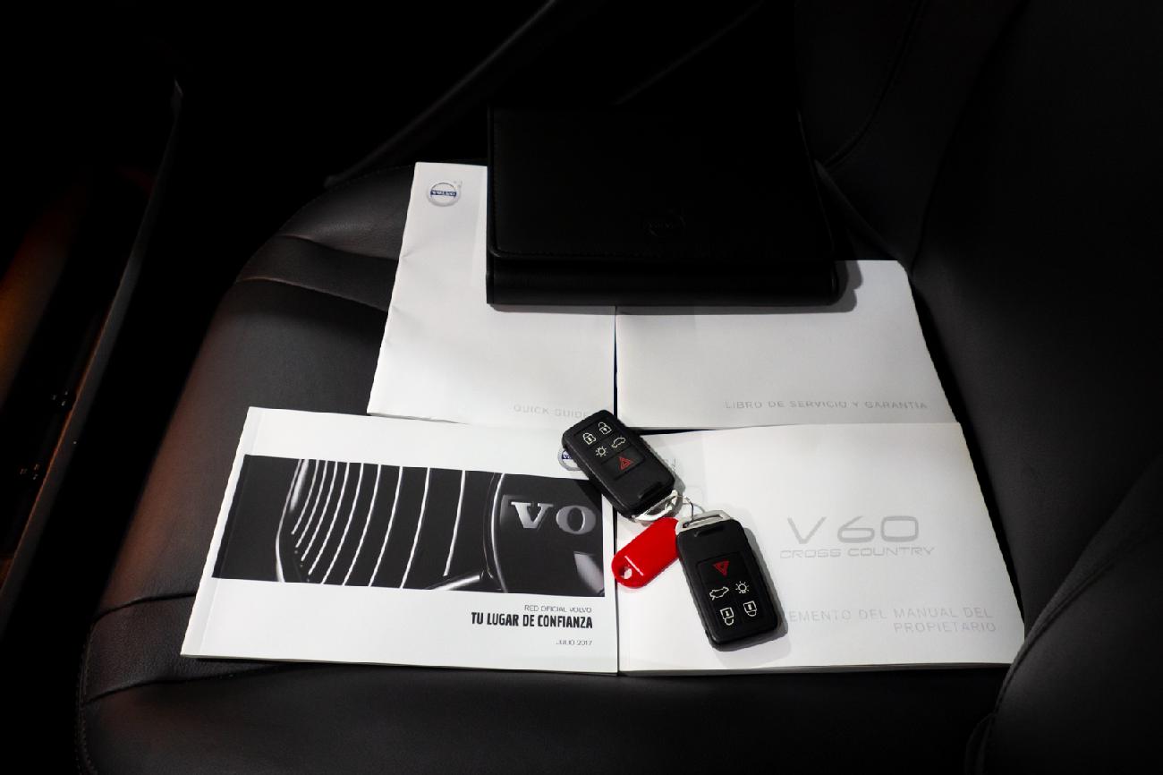 2017 Volvo V60 V60 CROSS COUNTRY 2.0 D3 Pro Auto coche de segunda mano