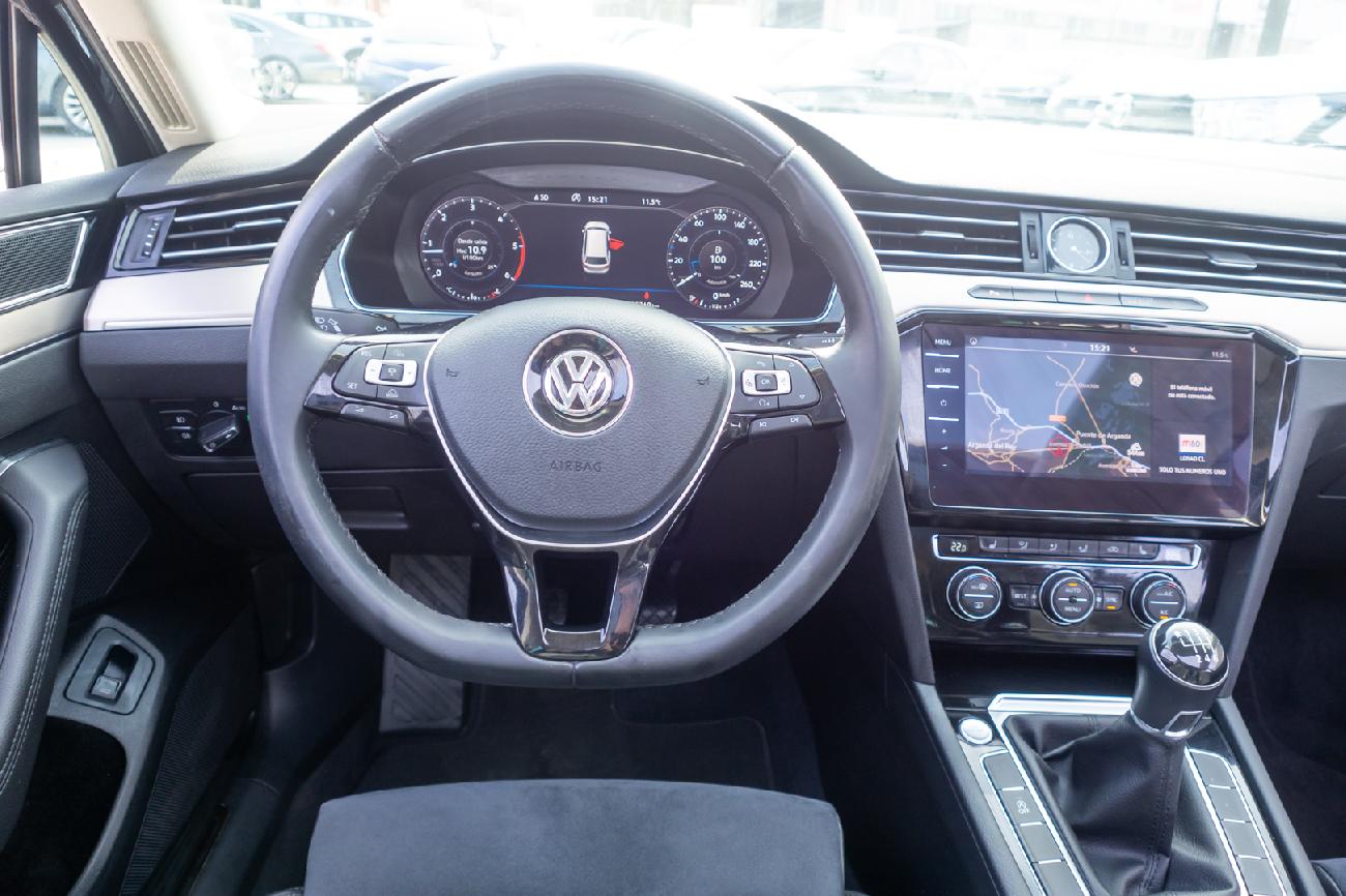 2018 Volkswagen Passat Passat Sport 2.0 TDI 110kW (150CV) Variant coche de segunda mano