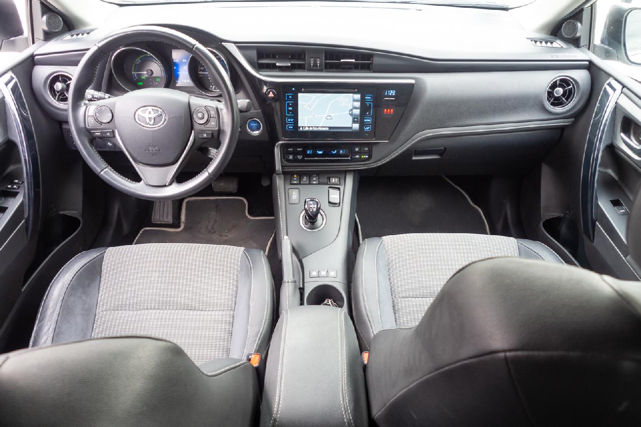 2018 Toyota Auris AURIS Touring Sports hybrid 140H Advance coche de segunda mano