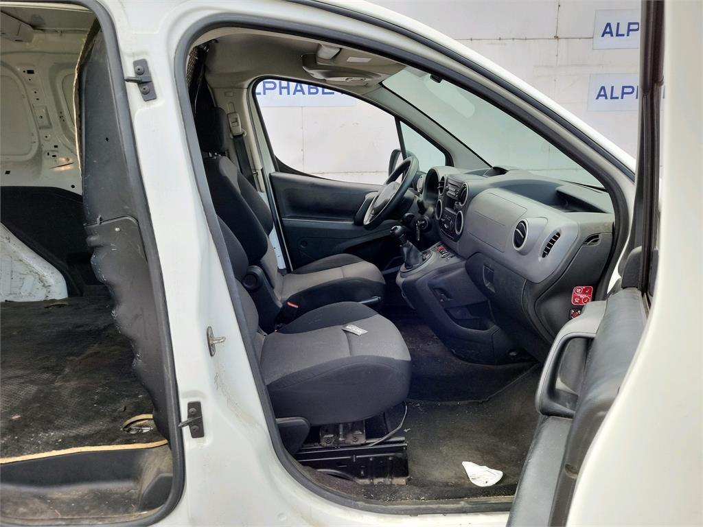 2018 Peugeot Partner Partner Furgón Confort L1 1.6 BlueHDi 55KW (75) coche de segunda mano