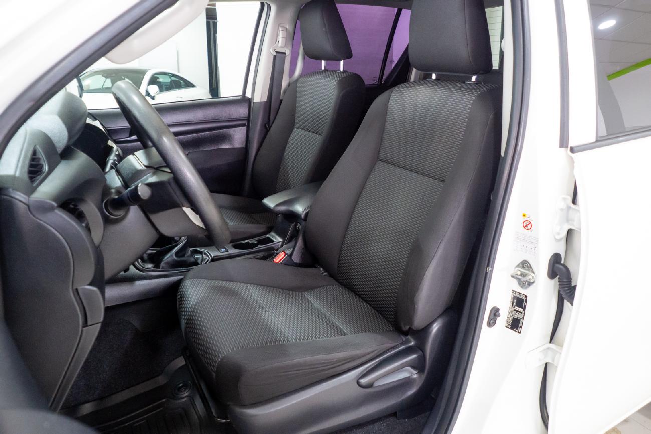 2018 Toyota Hilux Hilux 2.4 D-4D Cabina Doble GX 4x4 caja abierta coche de segunda mano
