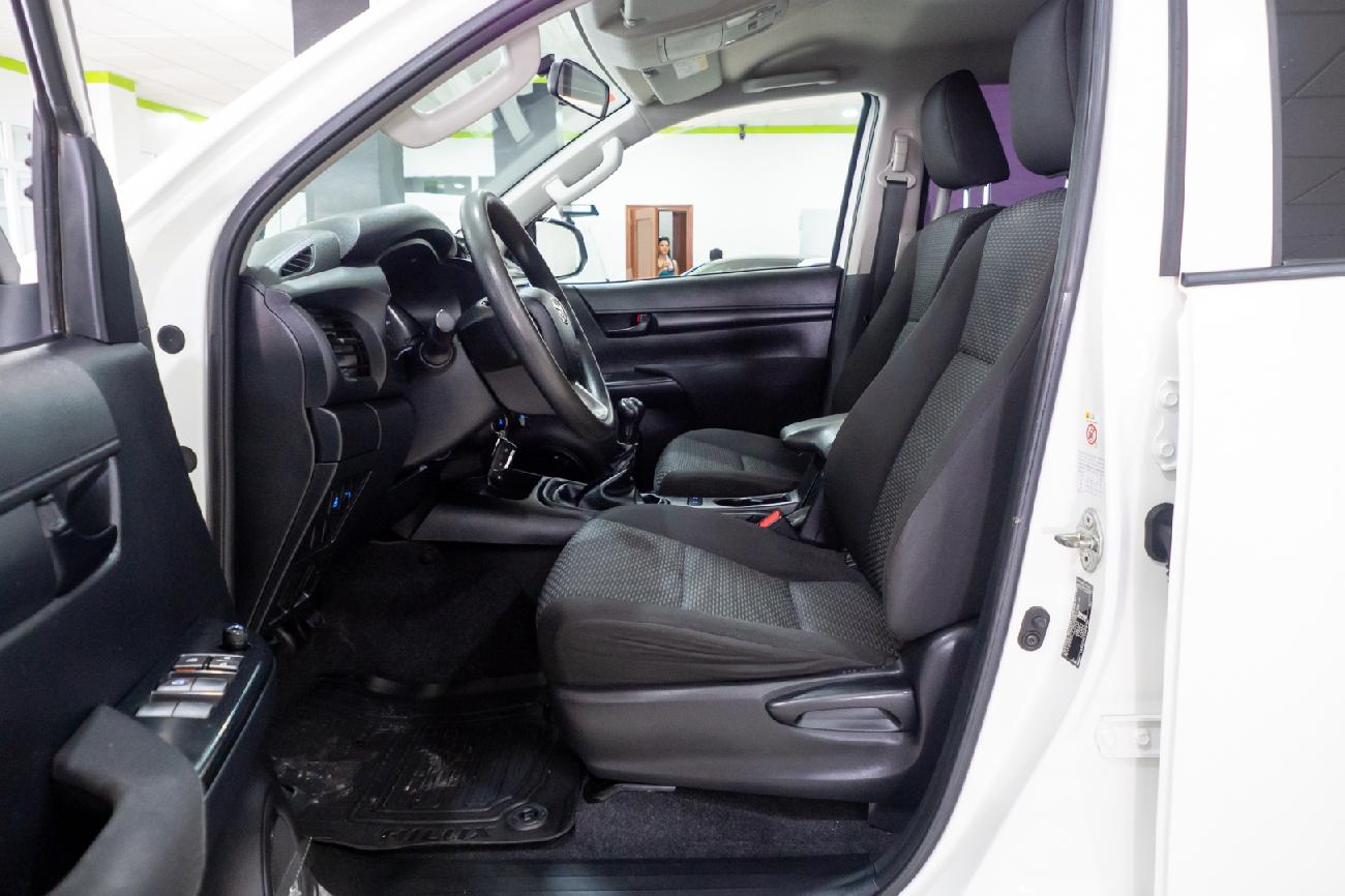 2018 Toyota Hilux Hilux 2.4 D-4D Cabina Doble GX 4x4 caja abierta coche de segunda mano