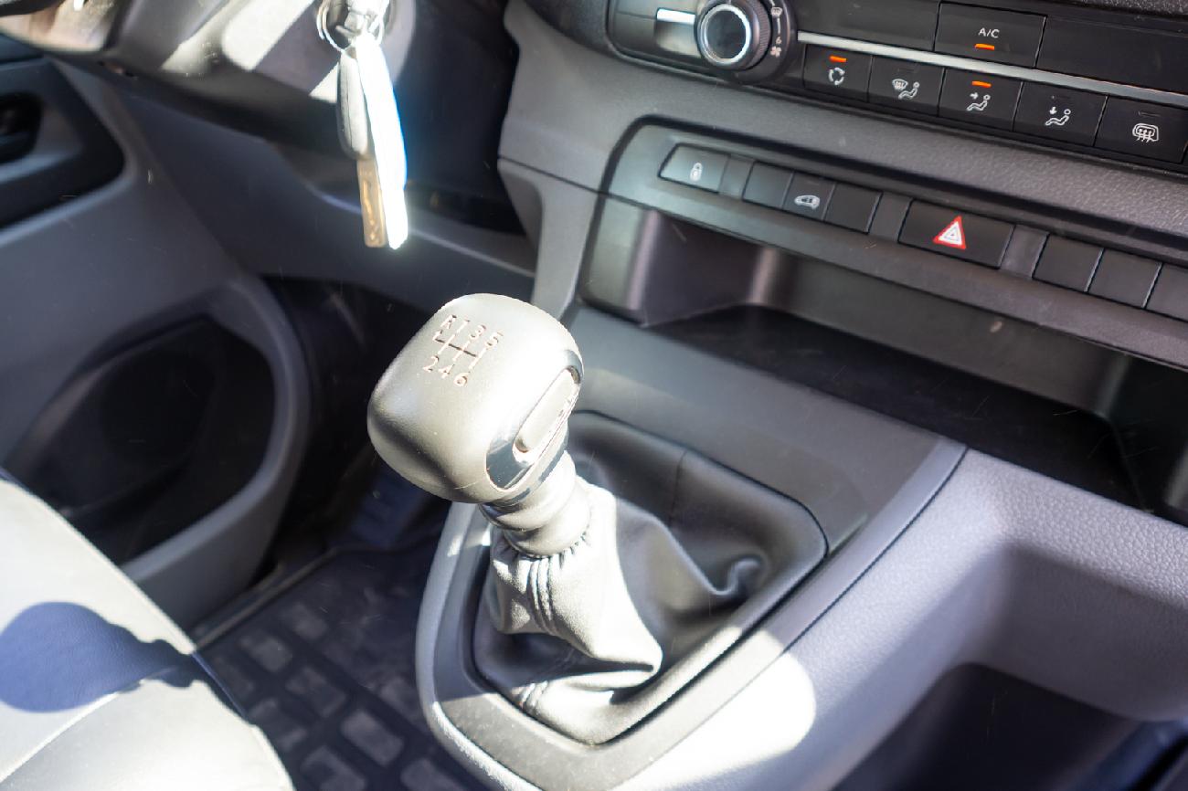 2019 Peugeot Expert Expert Furgón Premium 1.5 BlueHDi 120 Standard coche de segunda mano