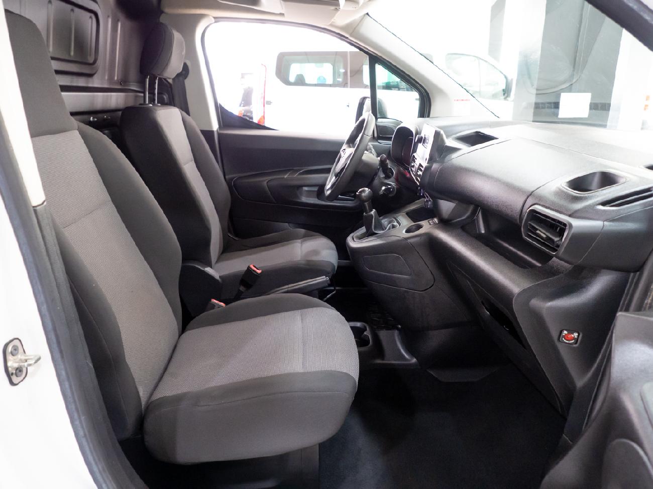 2019 Opel Combo Combo 1.5 TD S/S 75kW(100CV) Express L H1 1000 coche de segunda mano