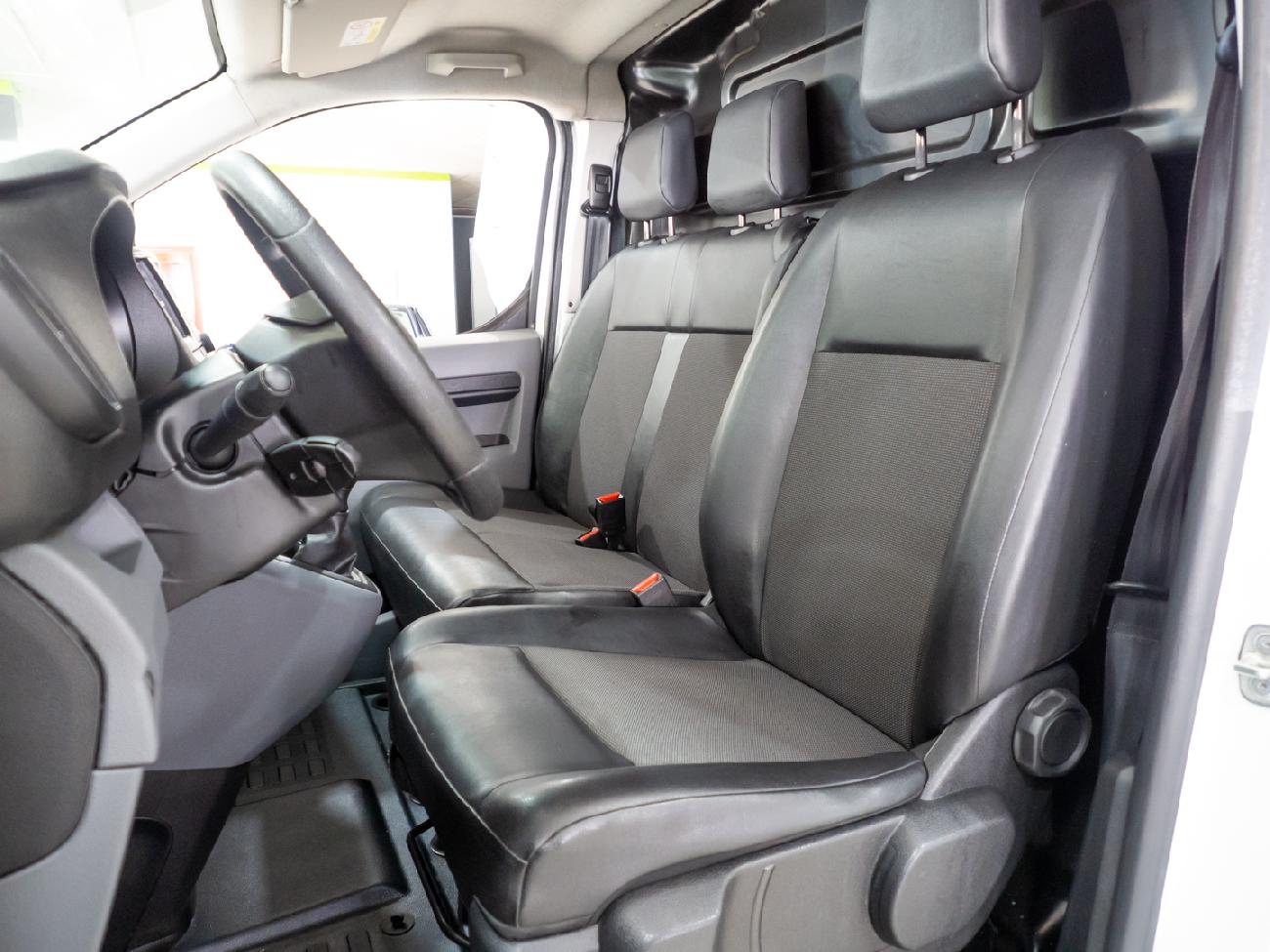 2019 Toyota Proace Proace  1.6D 95CV BUSINESS 1PL 2PT L1 furgón coche de segunda mano