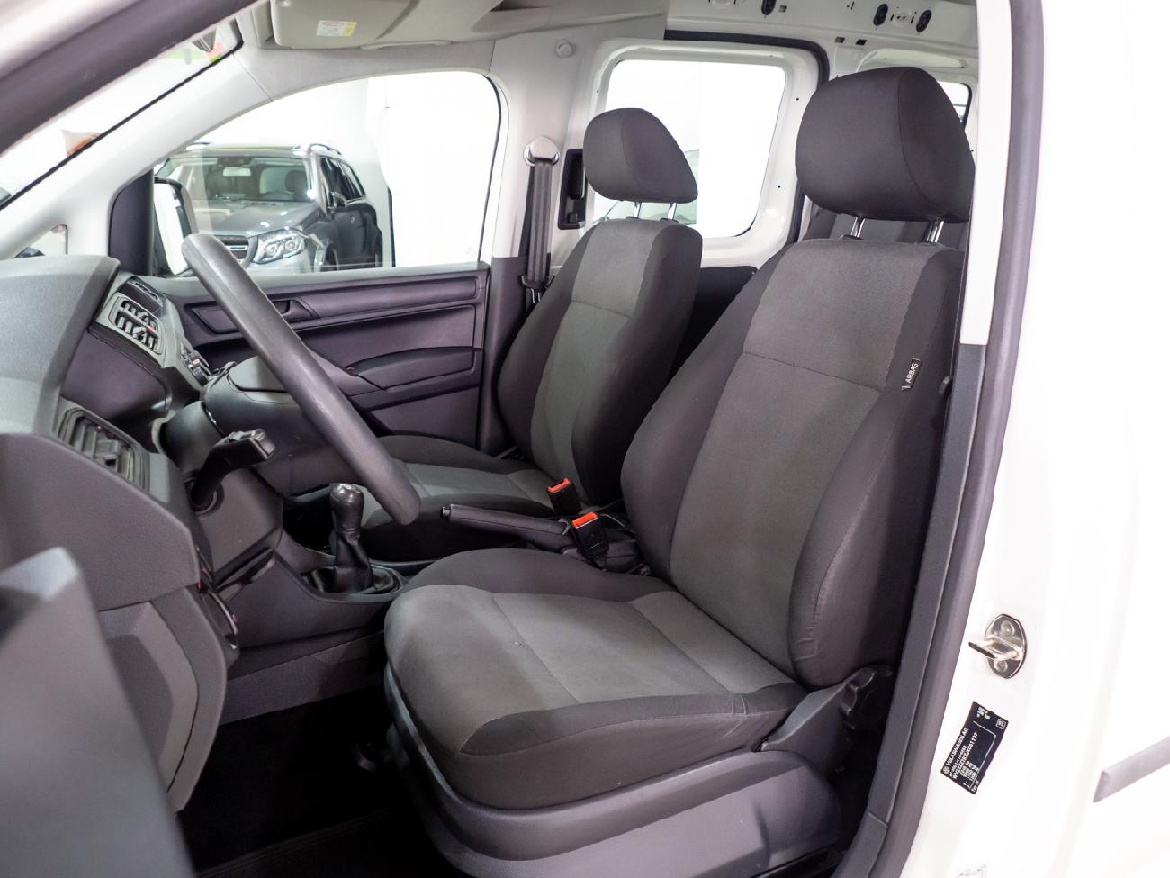 2018 Volkswagen Caddy Caddy Business 2.0 TDI 55kW (75CV) BMT combi coche de segunda mano