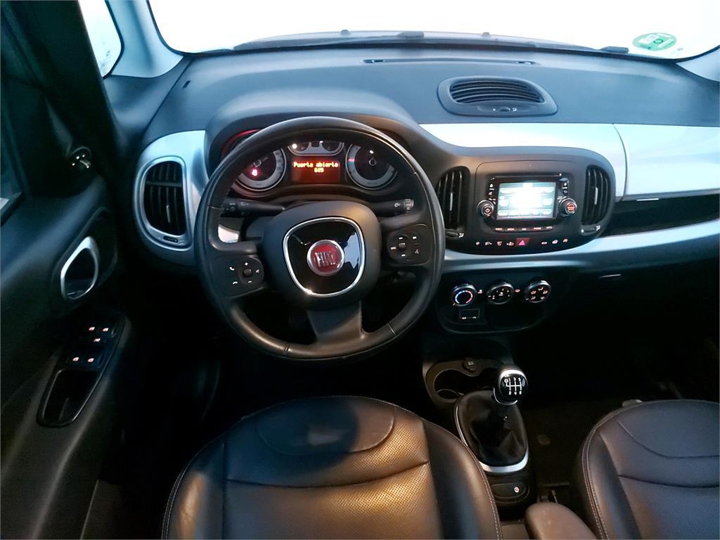 2017 Fiat 500 L 500L 1.6 Multijet II S&S Trekking 120 coche de segunda mano