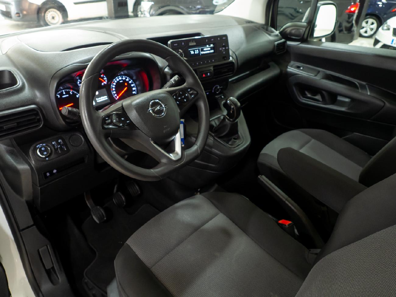 2019 Opel Combo Life Combo  LIFE 1.5 TD 75kW (100CV) S/S Expression L coche de segunda mano