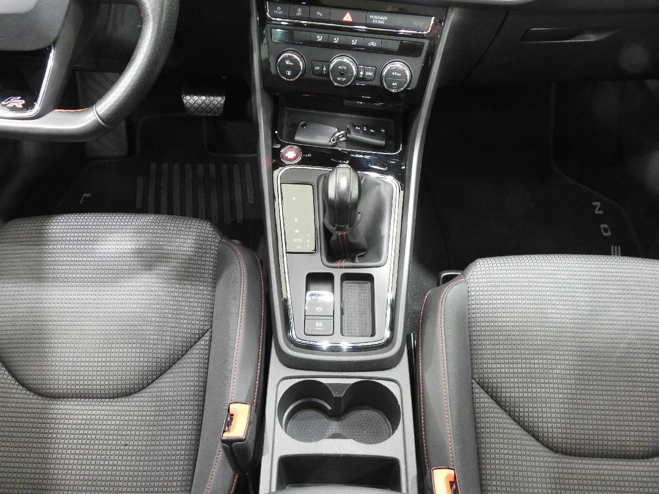 2019 Seat Leon Leon ST 2.0 TDI 110kW (150CV) DSG-7 St&Sp FR coche de segunda mano