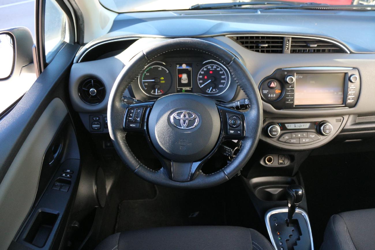 2020 Toyota Yaris Yaris 1.5 Hybrid Active 100CV coche de segunda mano