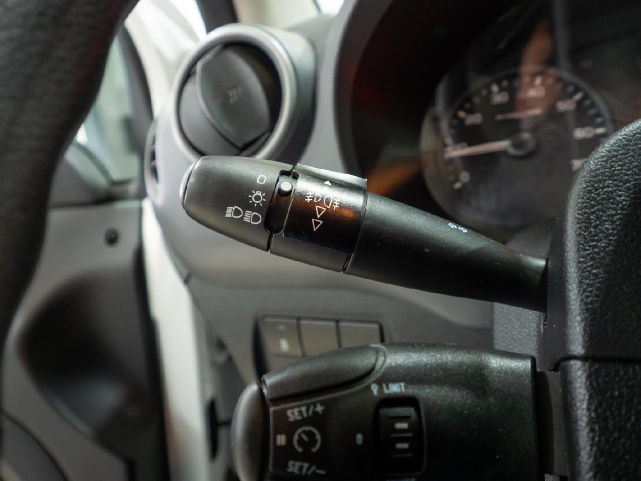 2017 Peugeot Partner Partner Tepee 1.6 BlueHDI Access 75 (2015-) coche de segunda mano