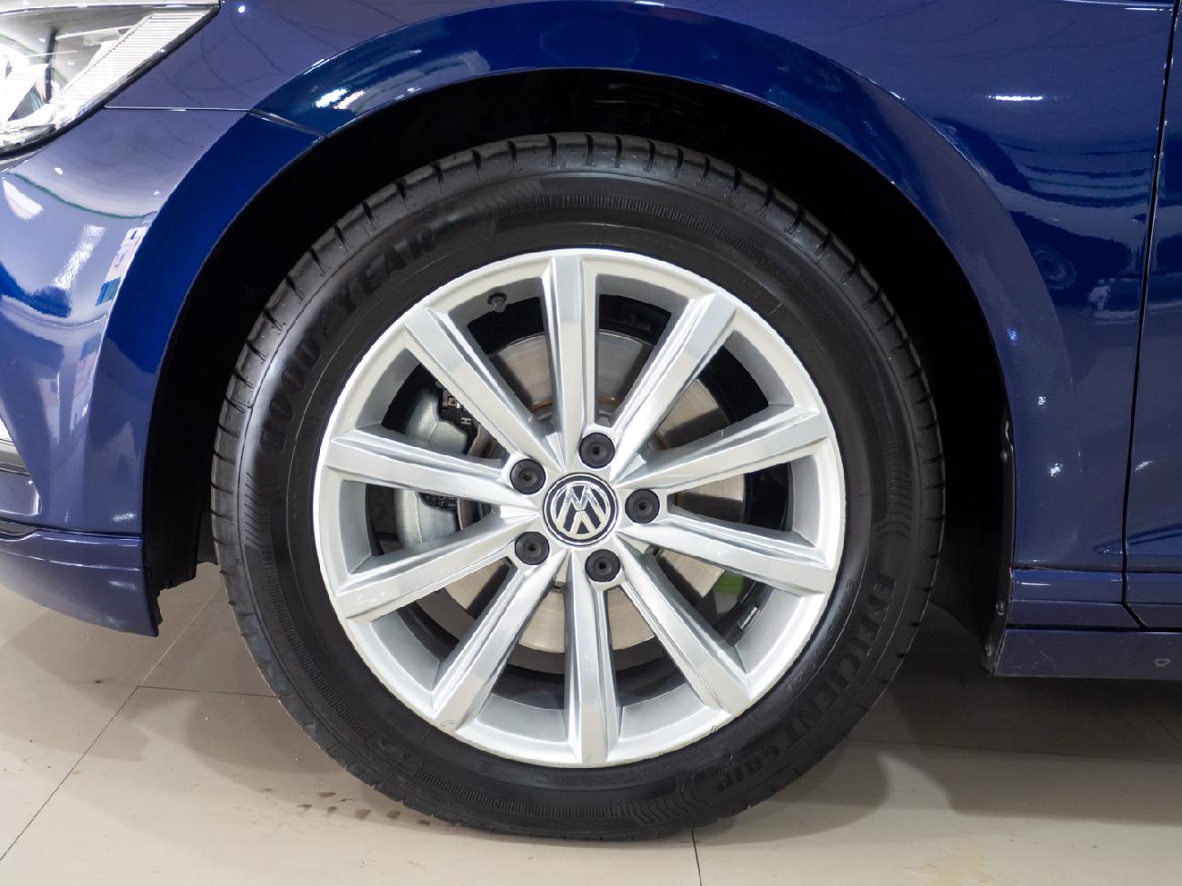 2017 Volkswagen Passat Passat Advance 2.0 TDI 110kW (150CV) DSG coche de segunda mano