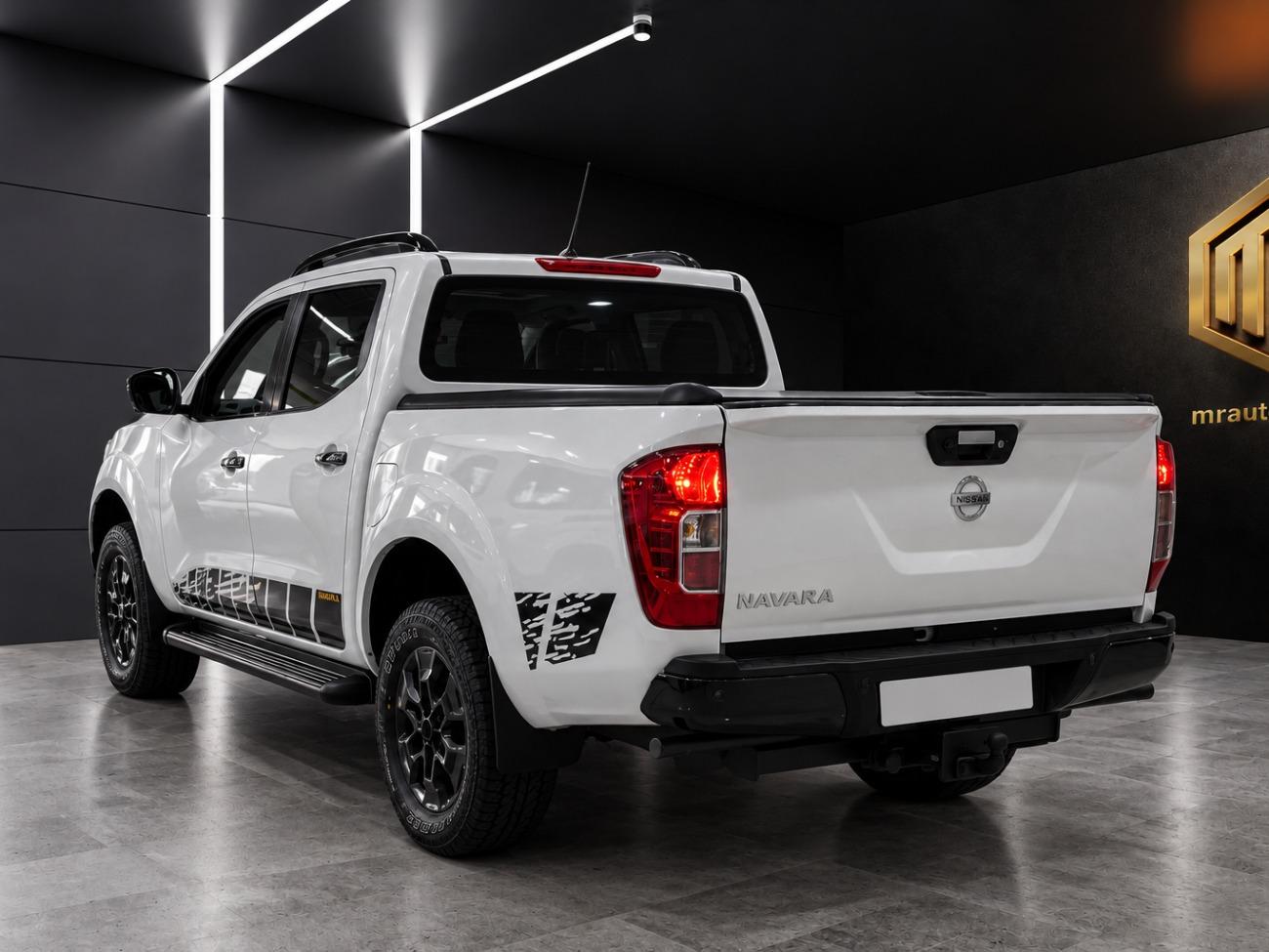 2020 Nissan Navara Navara DC 2.3dCi 140kW(190CV) N-Guard 2.0 AT coche de segunda mano