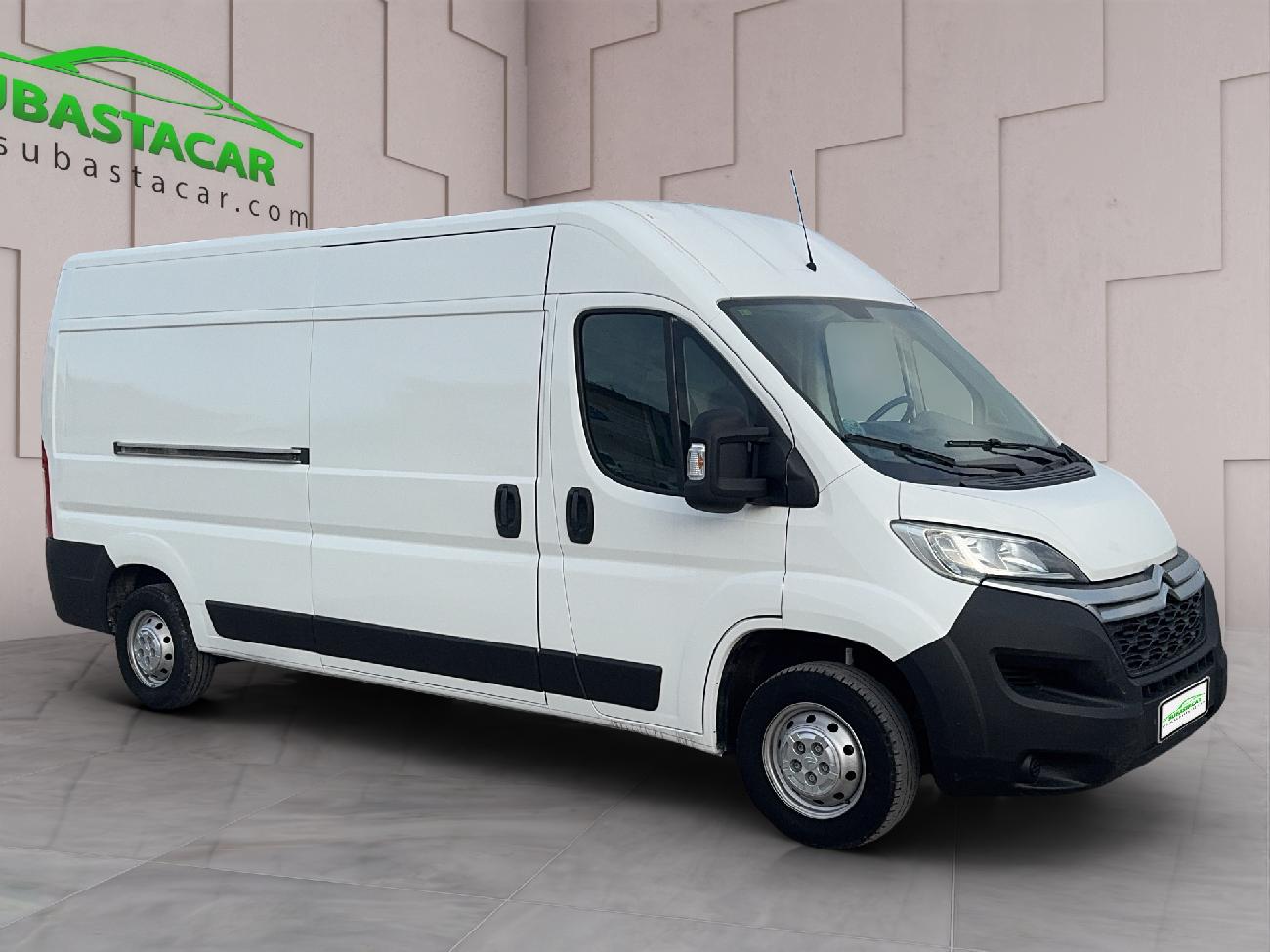 2018 Citroën Jumper Jumper BlueHDi 96KW (130CV) Furgón 35L3H2 coche de segunda mano