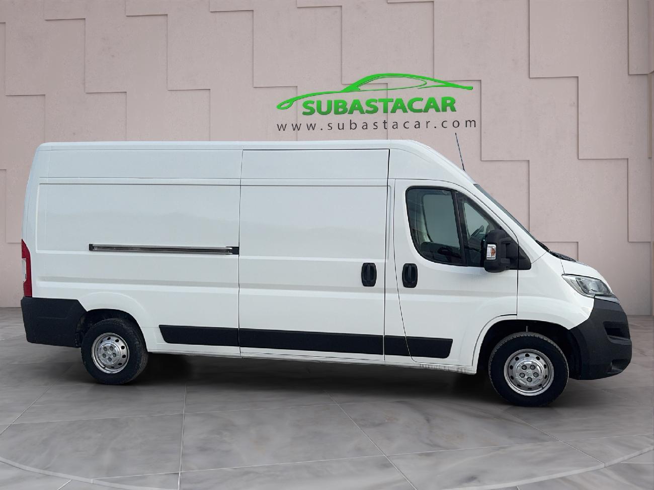 2018 Citroën Jumper Jumper BlueHDi 96KW (130CV) Furgón 35L3H2 coche de segunda mano