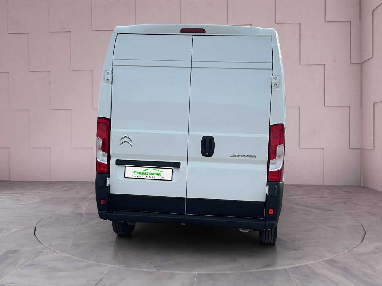 2018 Citroën Jumper Jumper BlueHDi 96KW (130CV) Furgón 35L3H2 coche de segunda mano