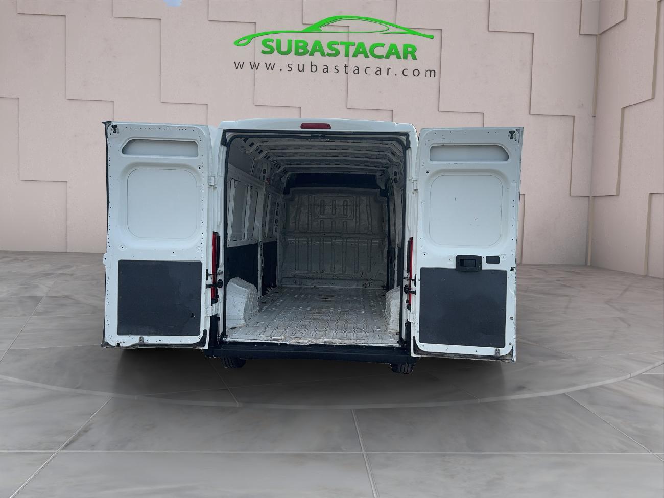 2018 Citroën Jumper Jumper BlueHDi 96KW (130CV) Furgón 35L3H2 coche de segunda mano
