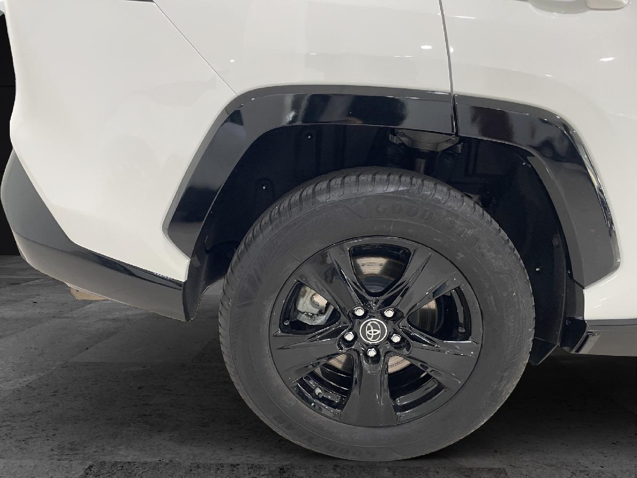 2020 Toyota RAV4 RAV4 2.5l 220H Business 4WD coche de segunda mano