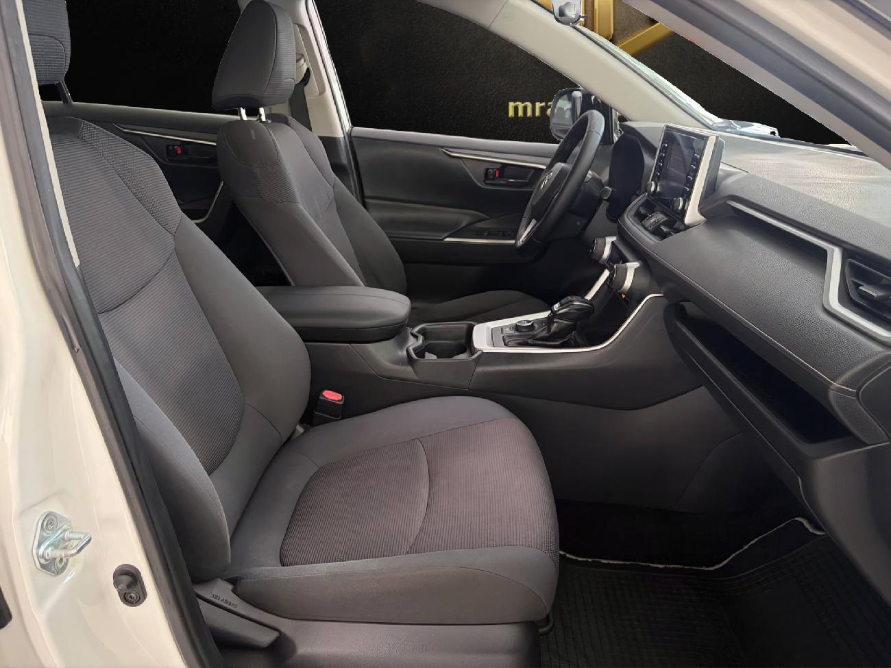 2020 Toyota RAV4 RAV4 2.5l 220H Business 4WD coche de segunda mano