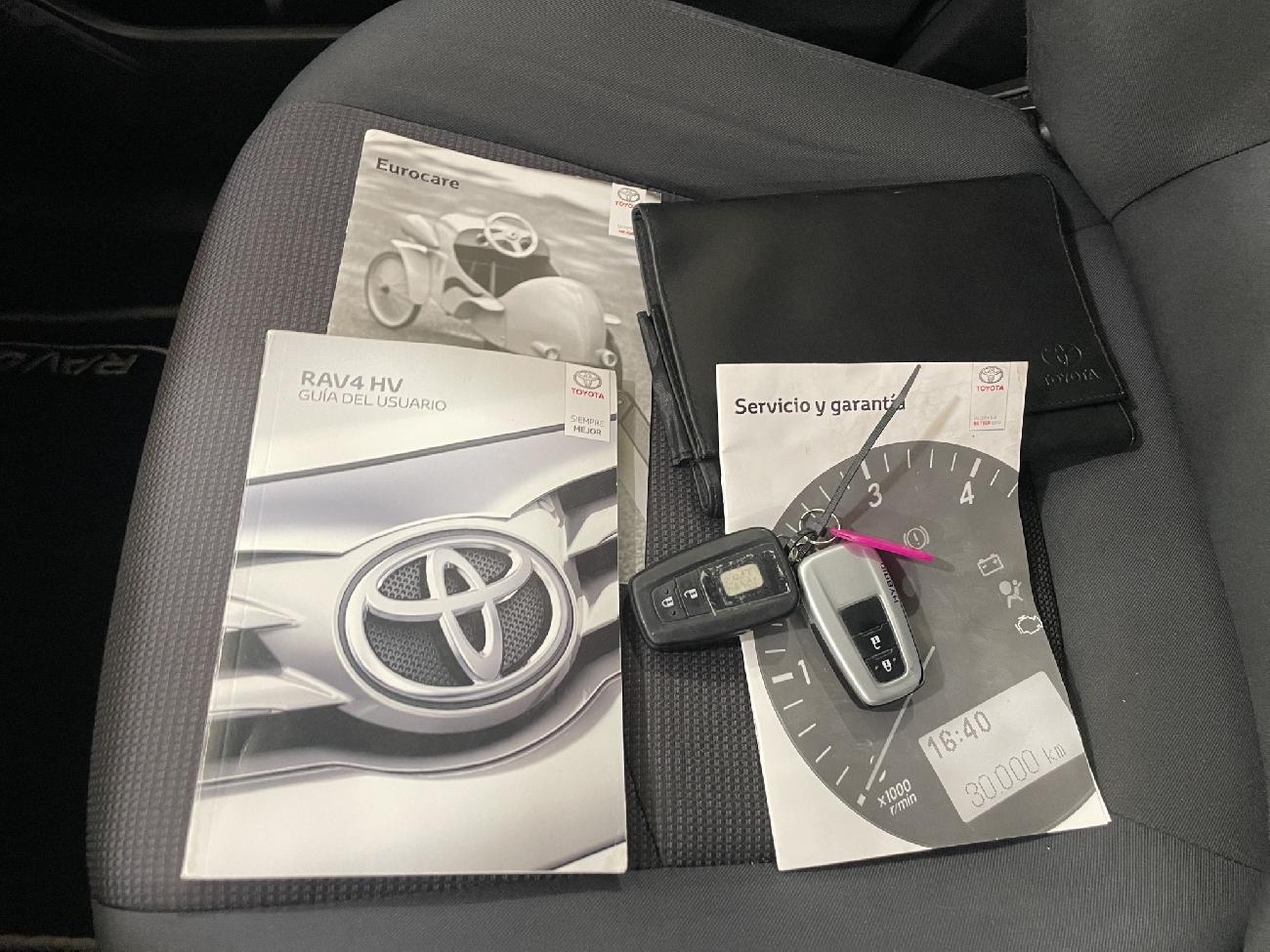2020 Toyota RAV4 RAV4 2.5l 220H Business 4WD coche de segunda mano