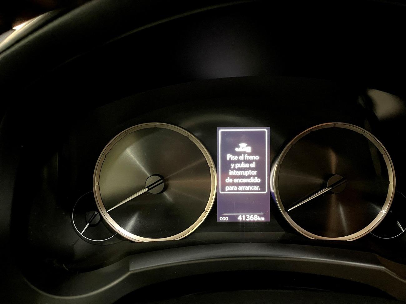 2020 Lexus RC RC 2.5 300h Executive Navigation coche de segunda mano