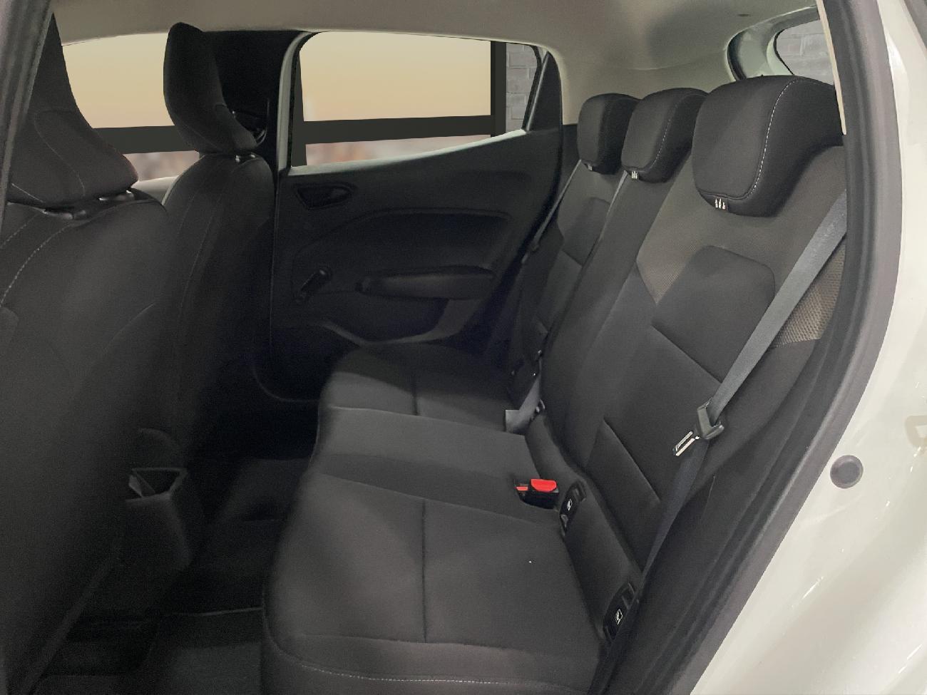 2021 Renault Clio Clio Business Blue dCi 74kW (100CV) coche de segunda mano