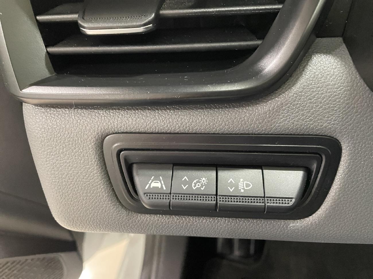 2021 Renault Clio Clio Business Blue dCi 74kW (100CV) coche de segunda mano