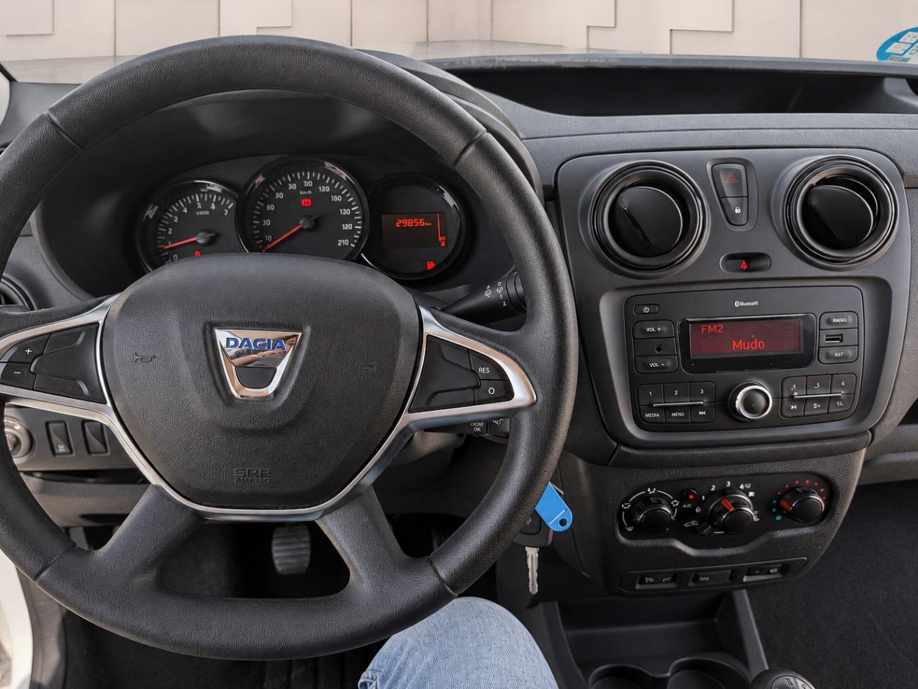 2019 Dacia Dokker Dokker Van Essential 1.6 102CV GLP coche de segunda mano