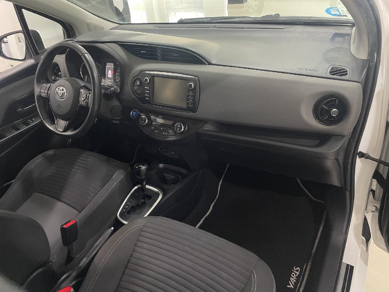 2018 Toyota Yaris Yaris 1.5 Hybrid Active 100CV coche de segunda mano