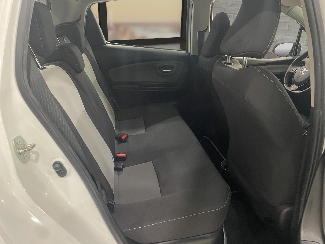 2018 Toyota Yaris Yaris 1.5 Hybrid Active 100CV coche de segunda mano