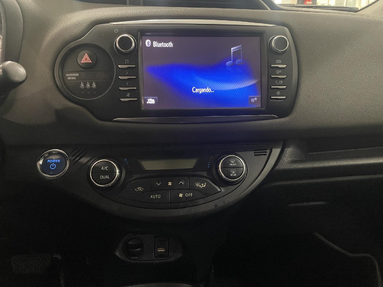 2018 Toyota Yaris Yaris 1.5 Hybrid Active 100CV coche de segunda mano