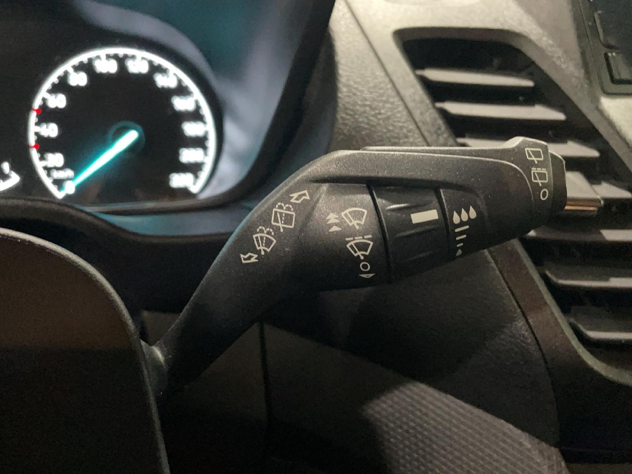 2020 Ford Transit Connect Transit Connect Kombi 1.5 TDCi 74kW Trend 230 L2 coche de segunda mano