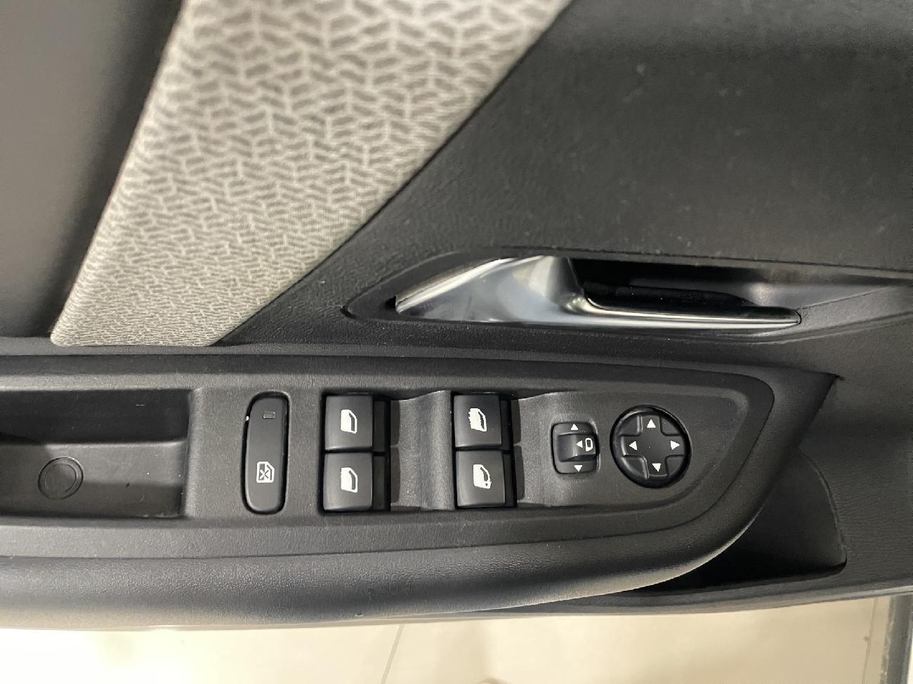 2021 Citroën C4 C4 BlueHDi 130 S&S EAT8 Feel Pack 96 kW 5P Automática coche de segunda mano