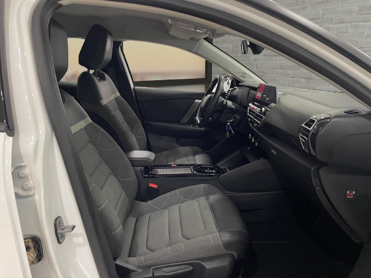 2021 Citroën C4 C4 BlueHDi 130 S&S EAT8 Feel Pack 96 kW 5P Automática coche de segunda mano