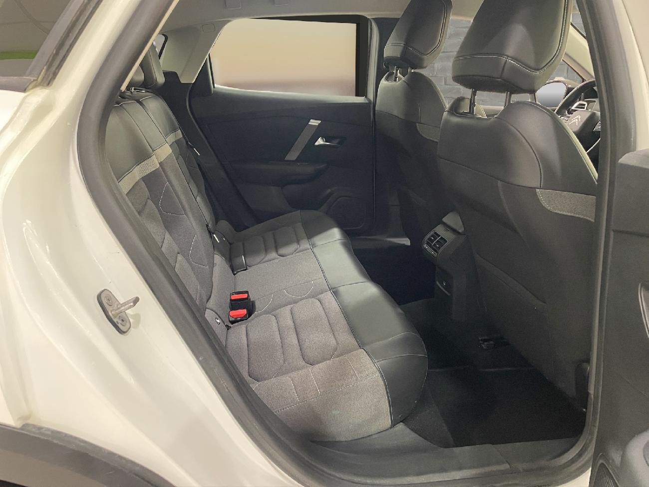 2021 Citroën C4 C4 BlueHDi 130 S&S EAT8 Feel Pack 96 kW 5P Automática coche de segunda mano