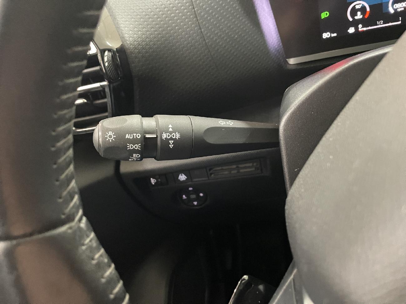 2021 Citroën C4 C4 BlueHDi 130 S&S EAT8 Feel Pack 96 kW 5P Automática coche de segunda mano