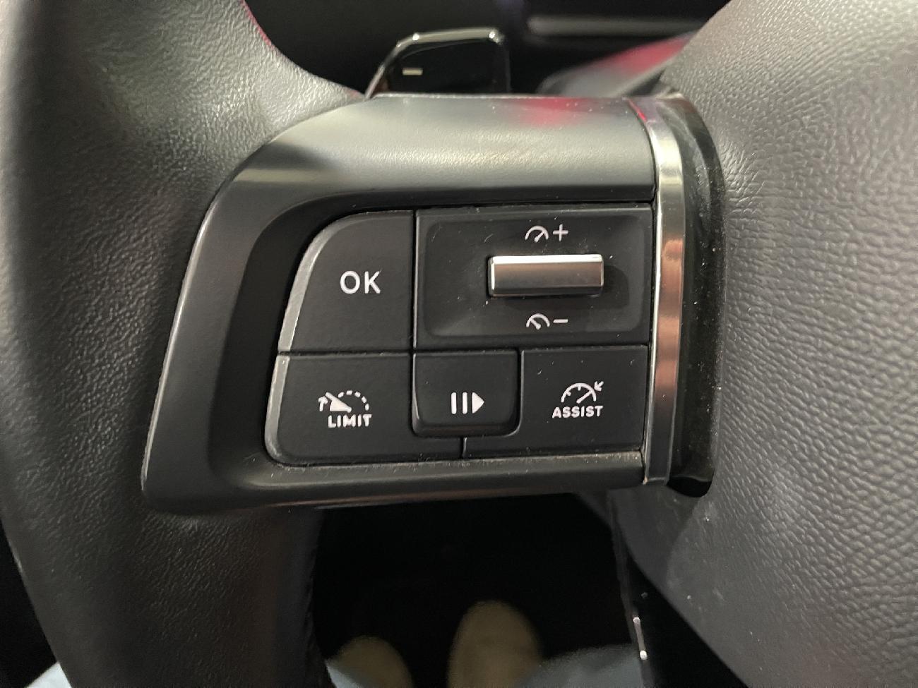 2021 Citroën C4 C4 BlueHDi 130 S&S EAT8 Feel Pack 96 kW 5P Automática coche de segunda mano