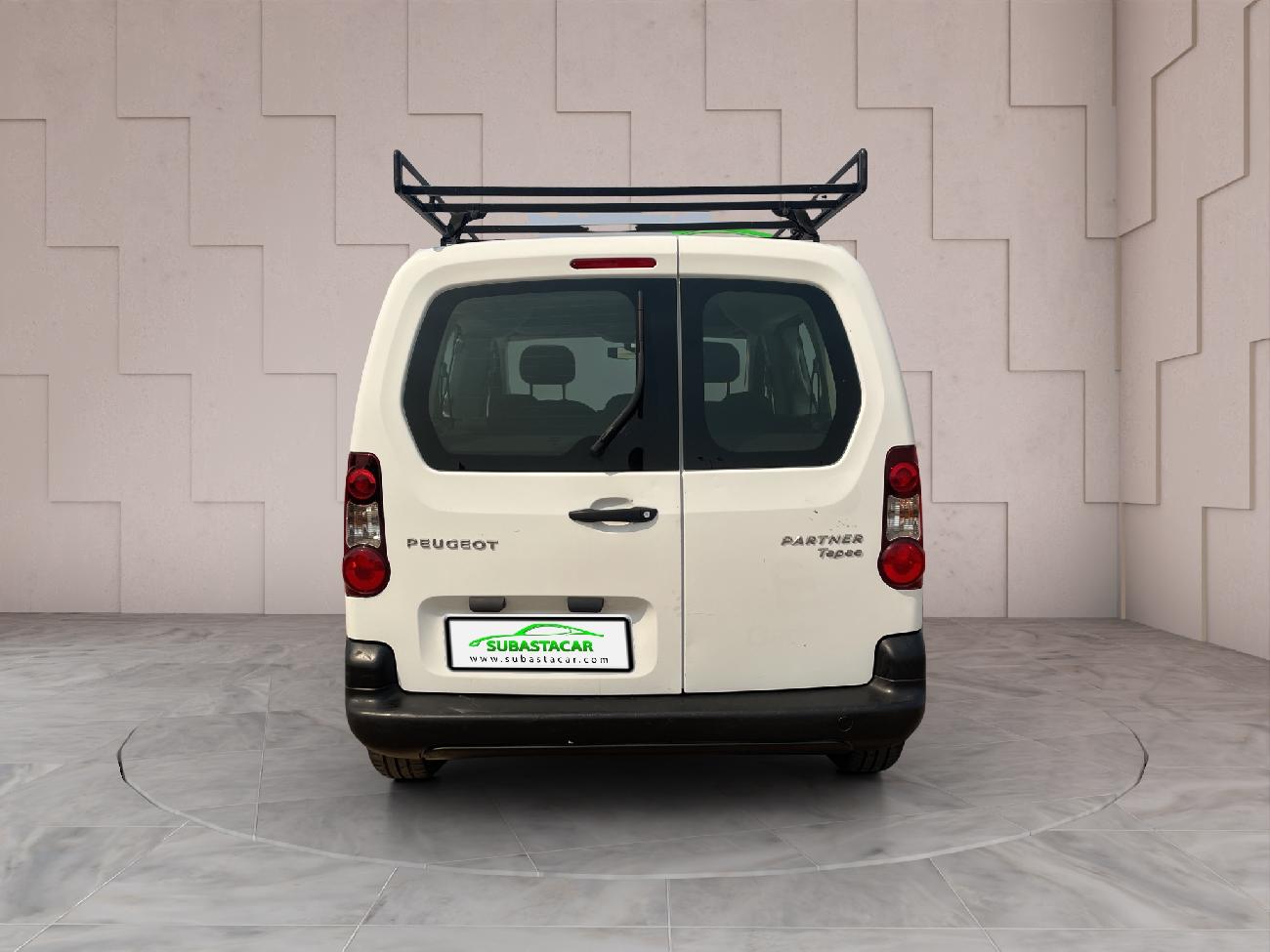 2018 Peugeot Partner Partner TEPEE Access 1.6 BlueHDi 55KW (75CV) coche de segunda mano