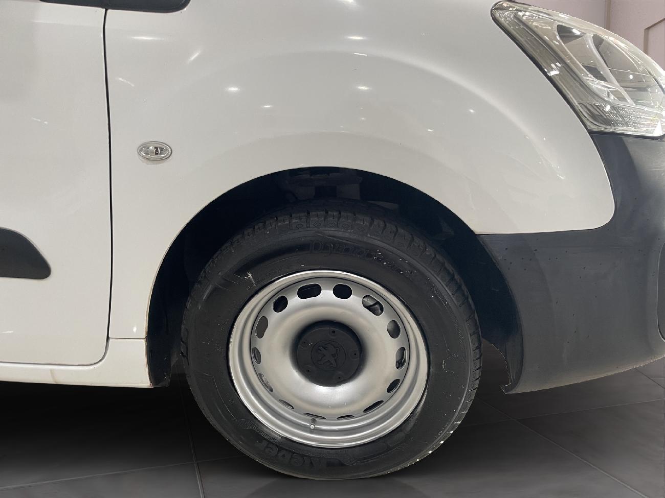 2018 Peugeot Partner Partner TEPEE Access 1.6 BlueHDi 55KW (75CV) coche de segunda mano