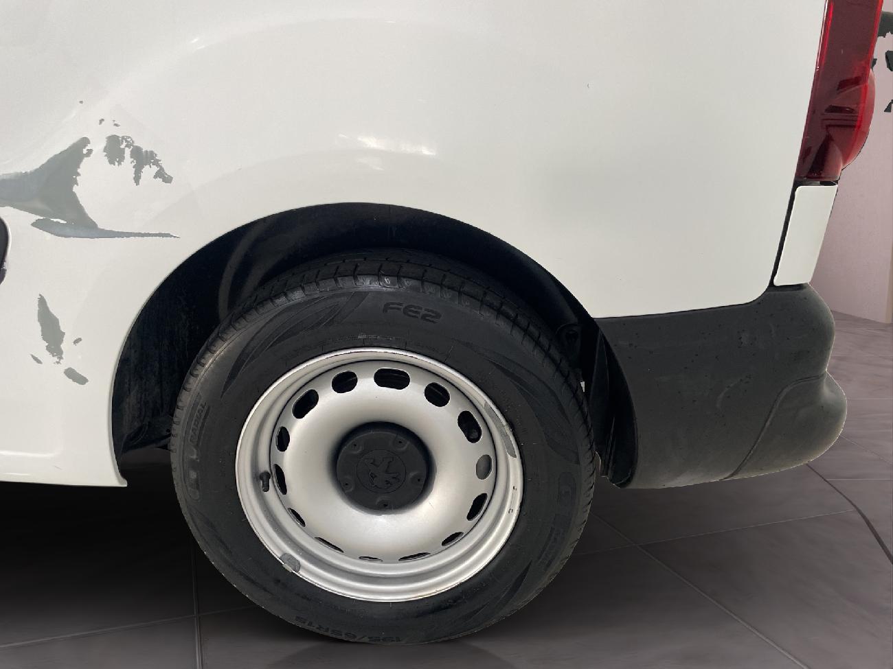 2018 Peugeot Partner Partner TEPEE Access 1.6 BlueHDi 55KW (75CV) coche de segunda mano