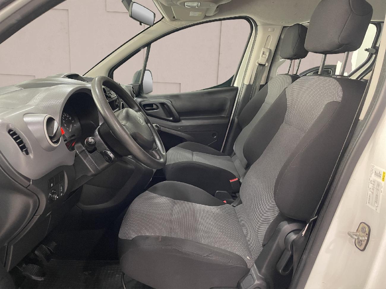 2018 Peugeot Partner Partner TEPEE Access 1.6 BlueHDi 55KW (75CV) coche de segunda mano