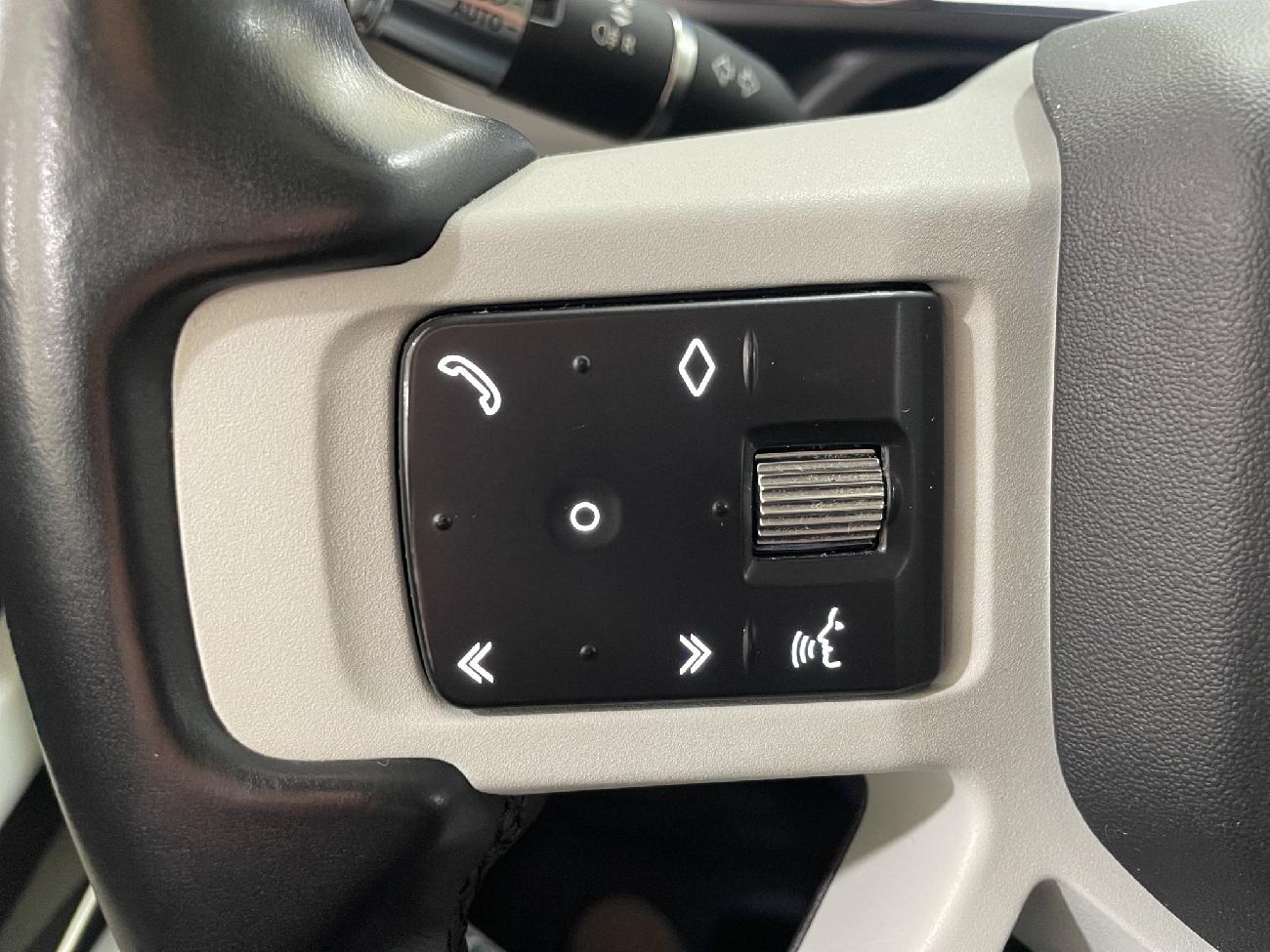 2021 Land Rover Defender Defender 3.0 D250 SE 110 Auto 4WD MHEV coche de segunda mano