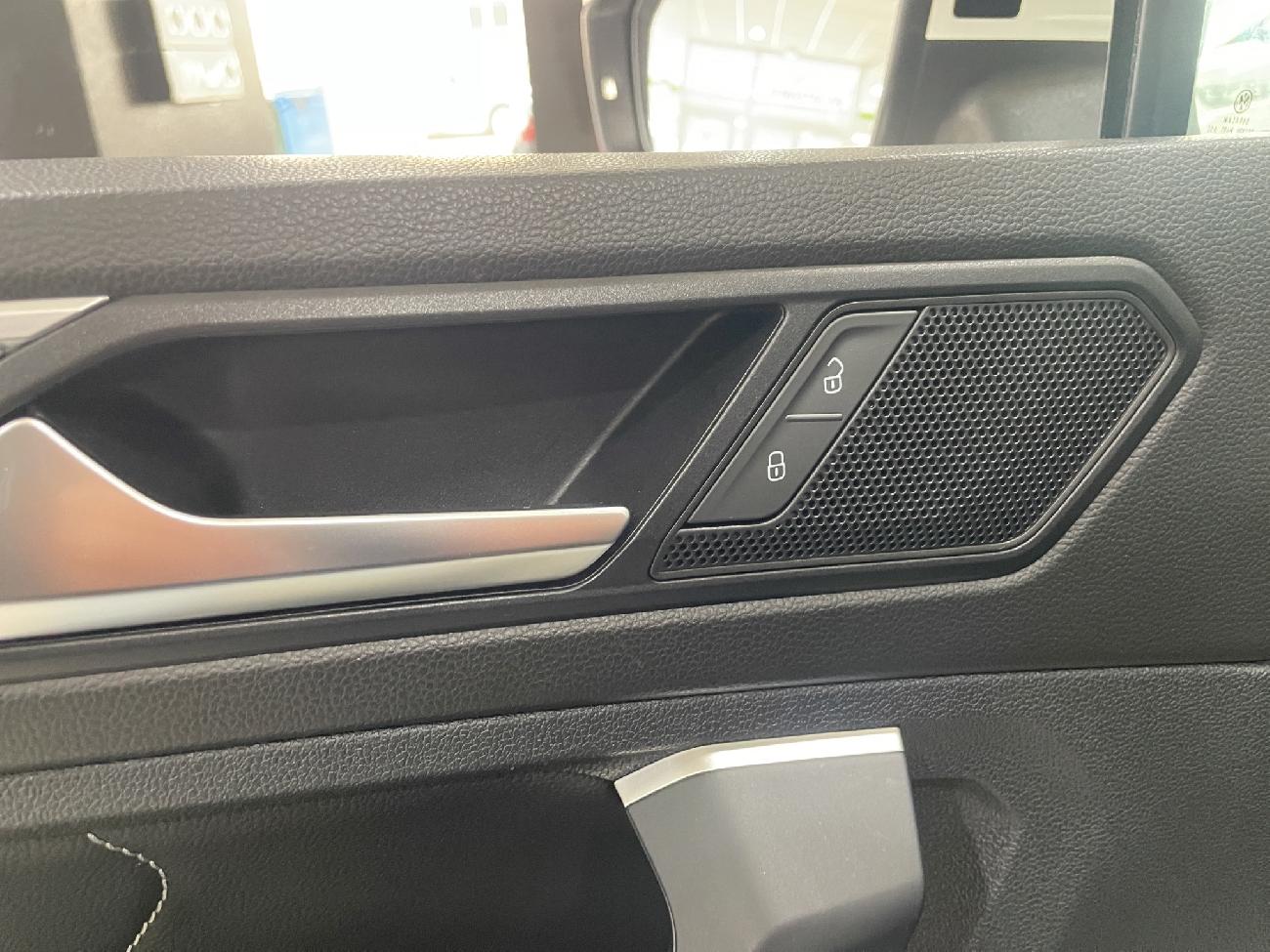 2019 Volkswagen Tiguan Tiguan Sport 2.0 TDI 140kW (190CV) 4Motion DSG coche de segunda mano